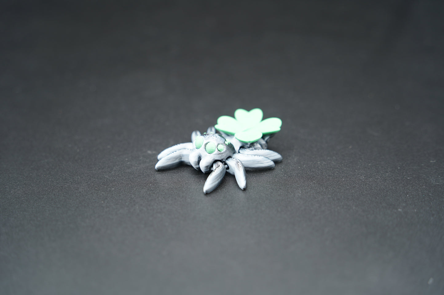 Tiny Lucky Clover Spider – Articulated 3D Printed Spider (2” × 0.75”)