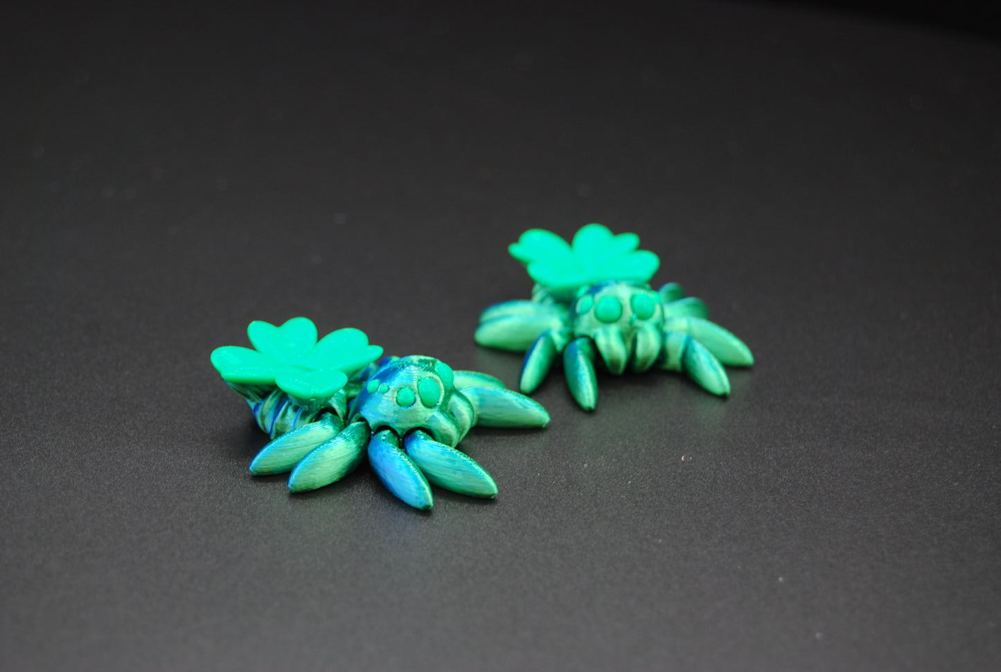 Tiny Lucky Clover Spider – Articulated 3D Printed Spider (2” × 0.75”)