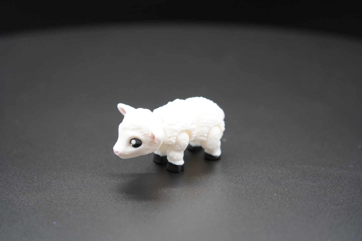 Mini Lamb – Articulated 3D Printed Lamb (3” × 1”)