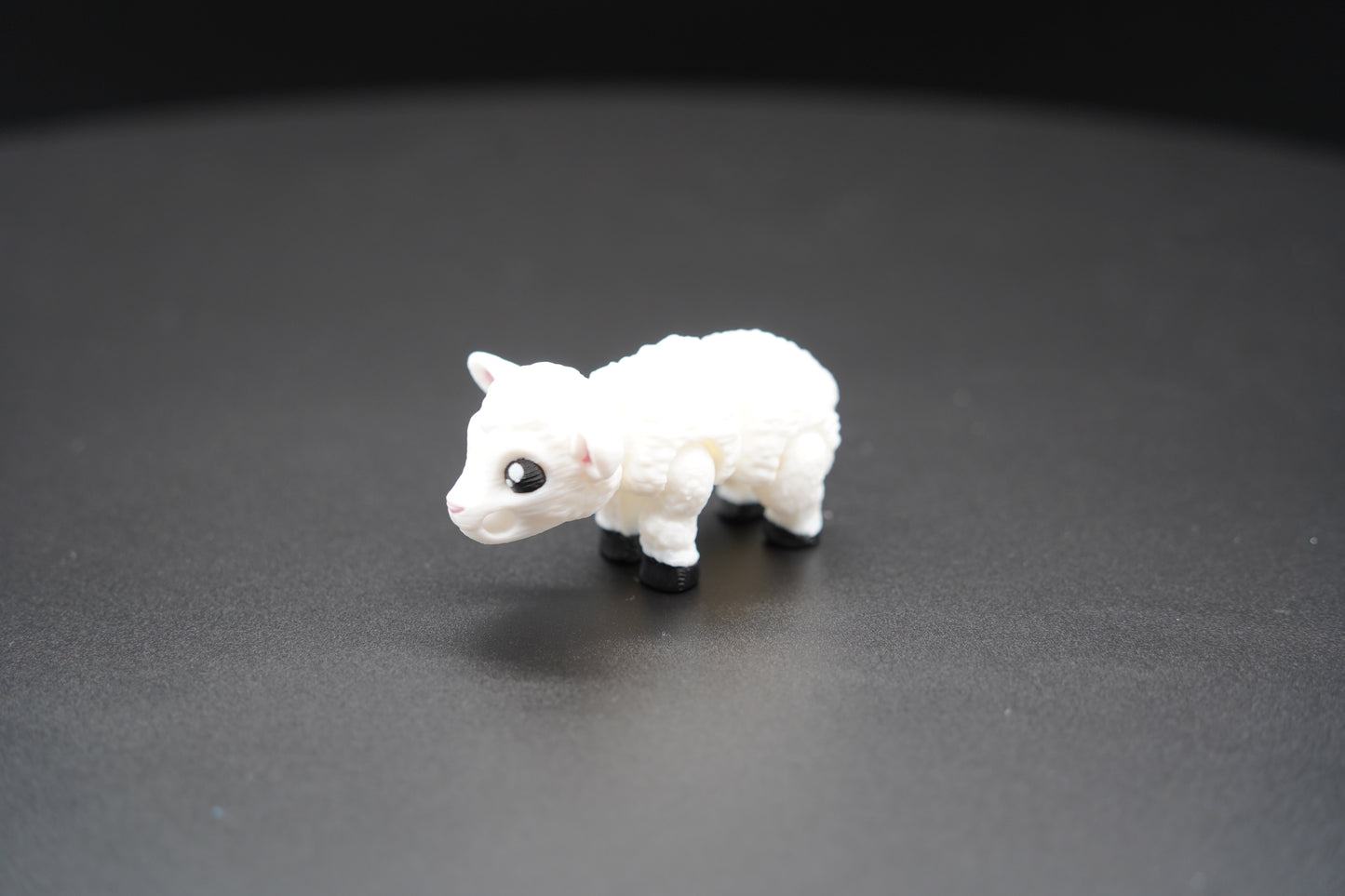 Mini Lamb – Articulated 3D Printed Lamb (3” × 1”)