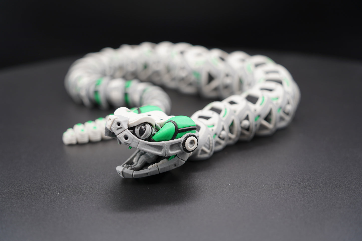 Robo Snake – Articulated 3D Printed Animal (27" × 1.5")
