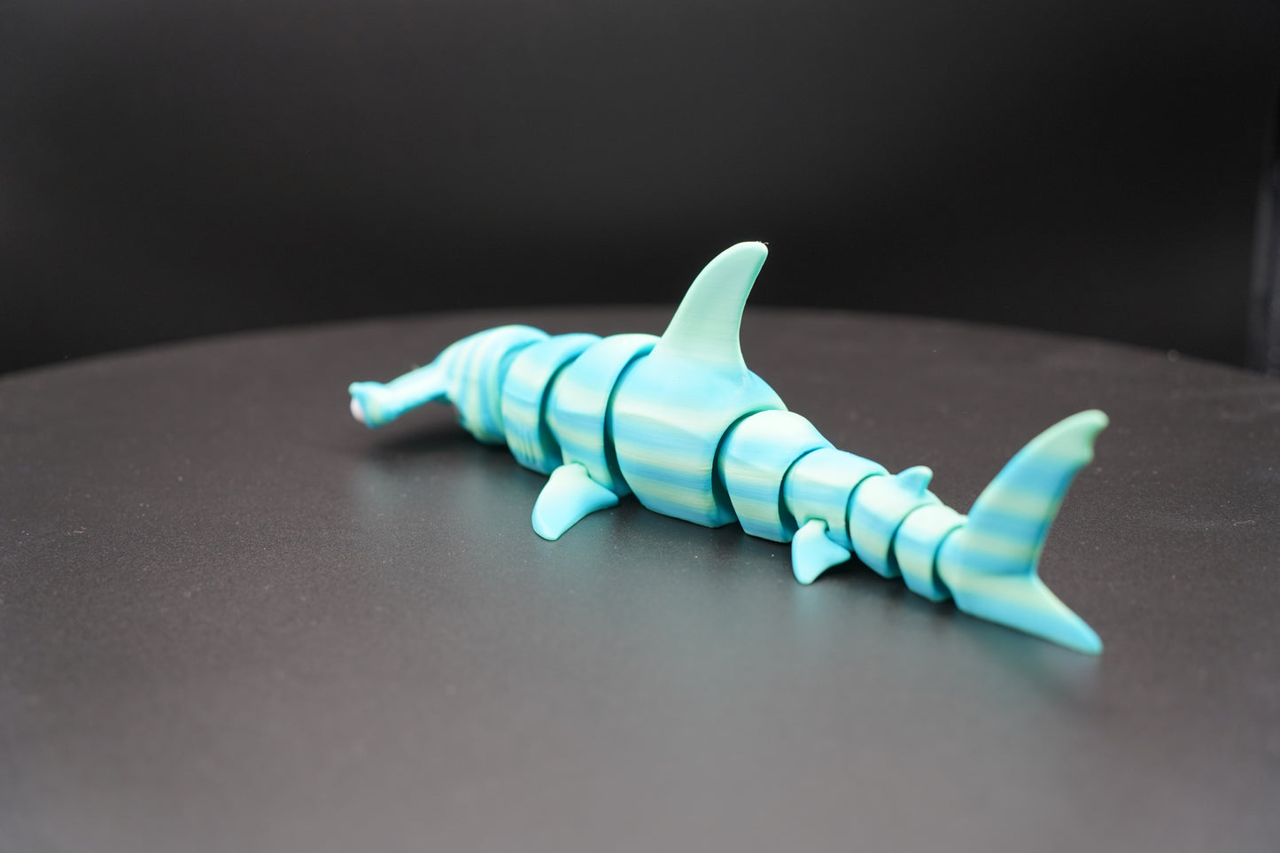 Hammerhead Shark – Articulated 3D Printed Animal (10" × 3")