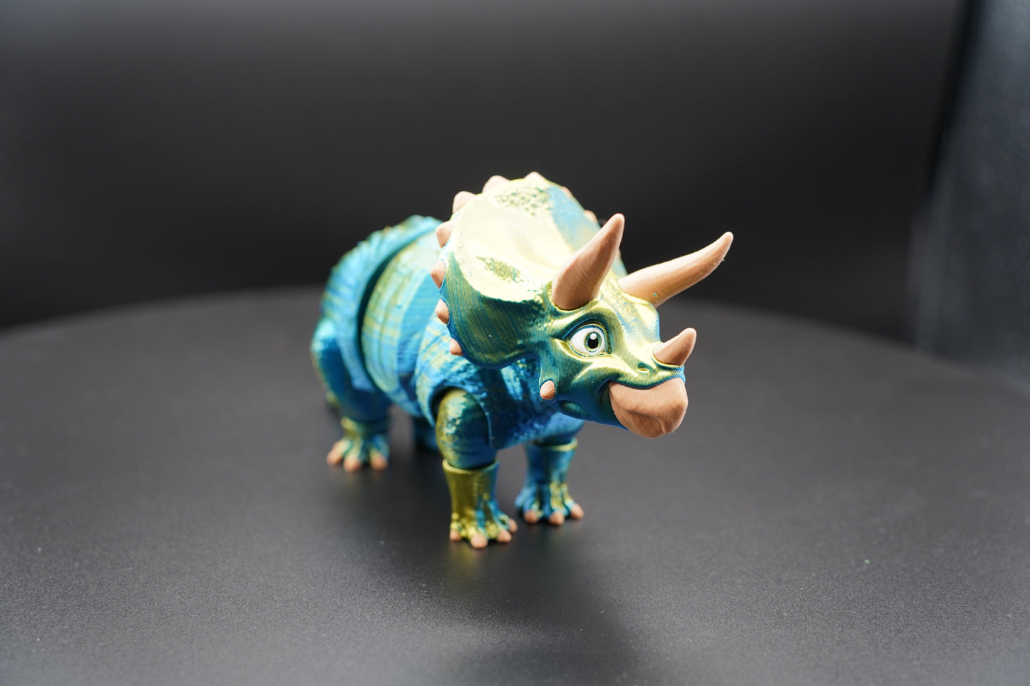 Triceratops – Articulated 3D Printed Animal (9" × 3.5")