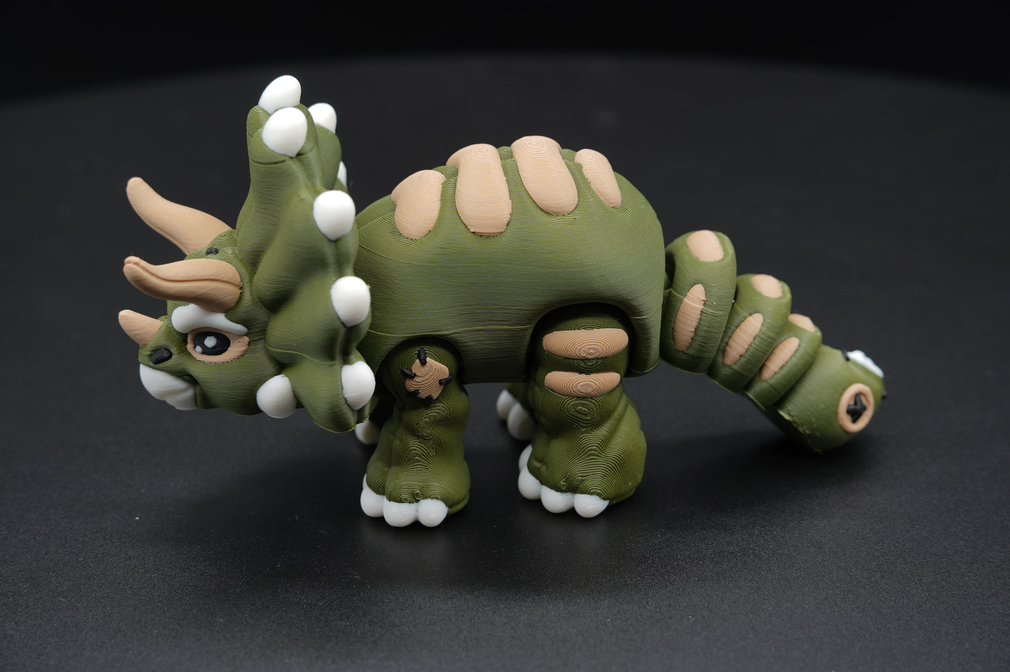 Stuffed Triceratops – Articulated 3D Printed Dinosaur (6" × 3")