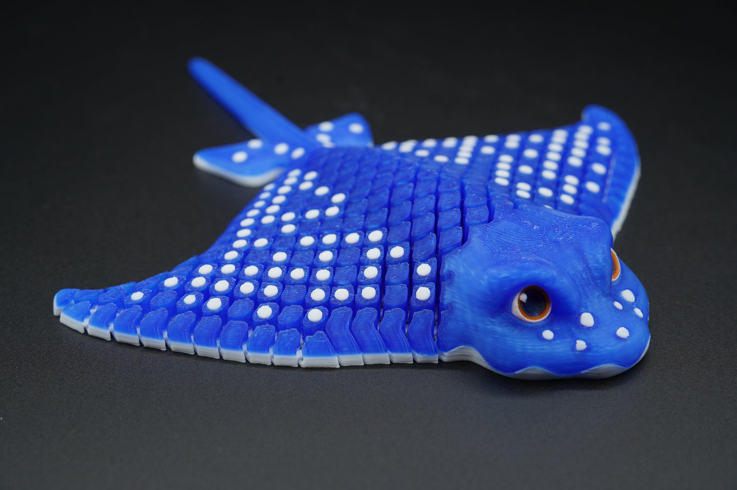 Spotted Ray – Articulated 3D Printed Stingray (9" × 8" × 1")