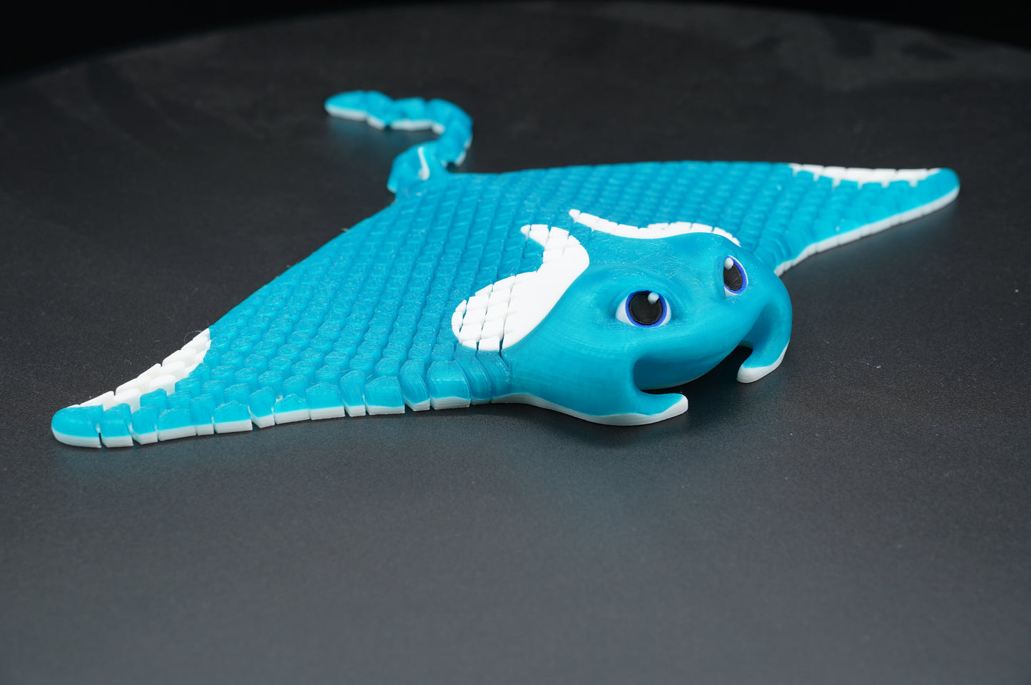 Manta Ray – Articulated 3D Printed Animal (11.5" × 1.5")