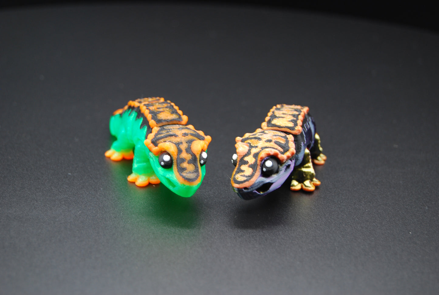 Mini Crested Gecko – Articulated 3D Printed Gecko (4.25” × 0.75”)