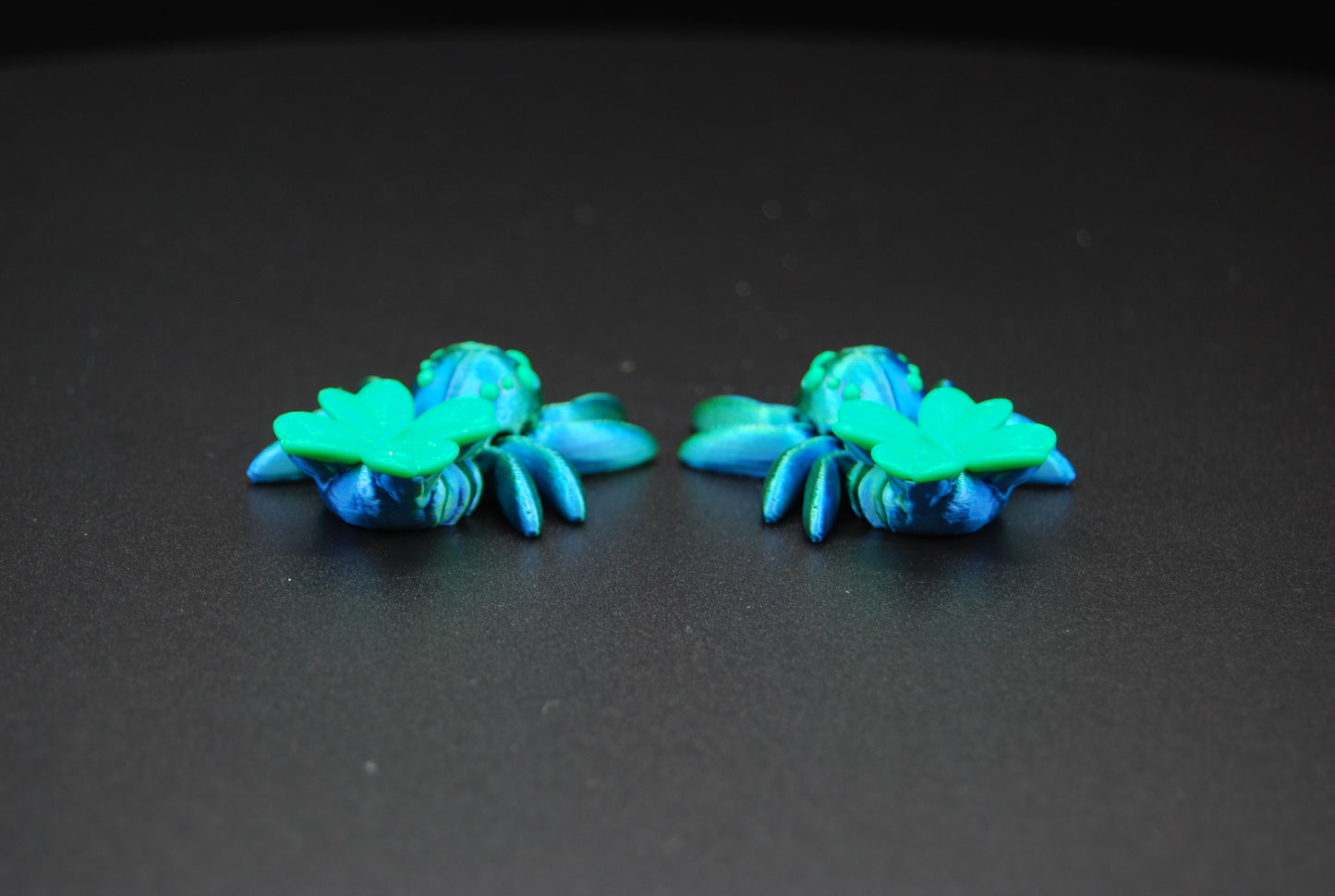 Tiny Lucky Clover Spider – Articulated 3D Printed Spider (2” × 0.75”)