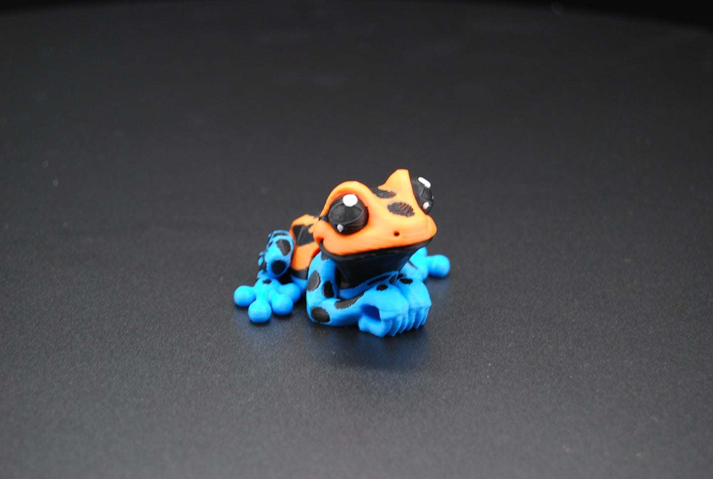 Mini Articulated Frog – 3D Printed Poseable Frog (2.5” Long)