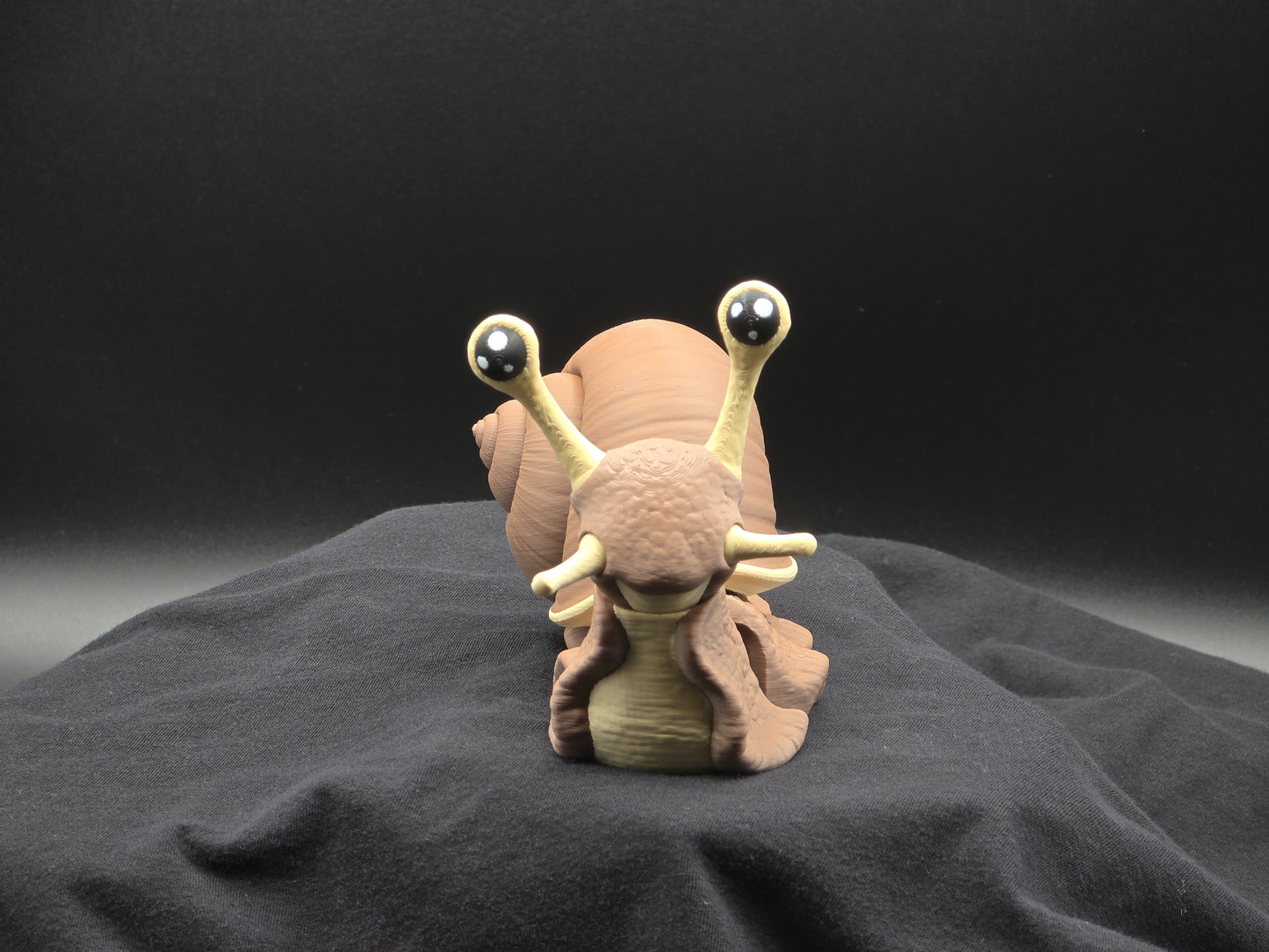 Articulated Snail – 3D Printed Poseable Snail (8” Long)