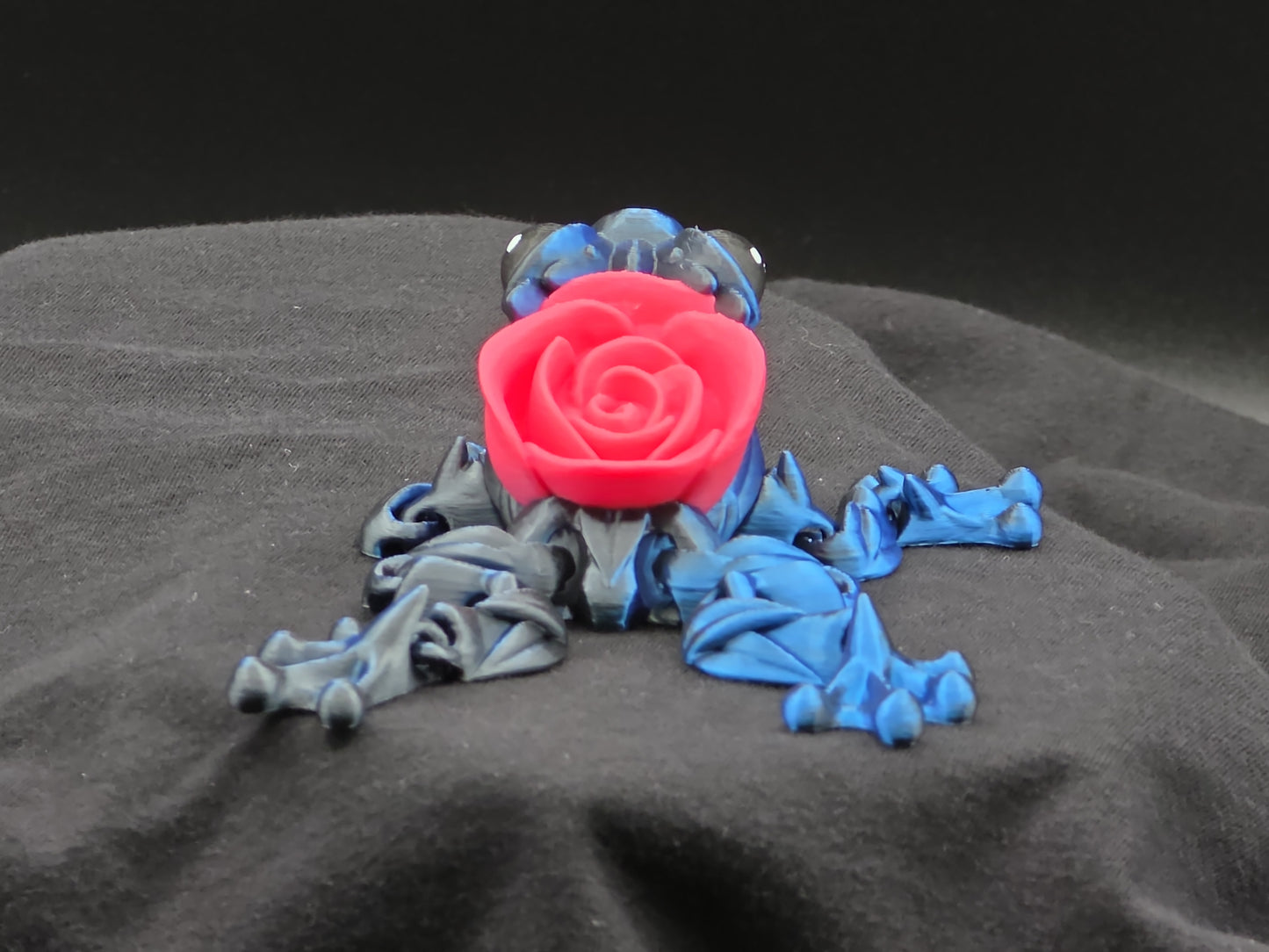 Mini Articulated Rose Frog – 3D Printed Poseable Frog (3” Long)