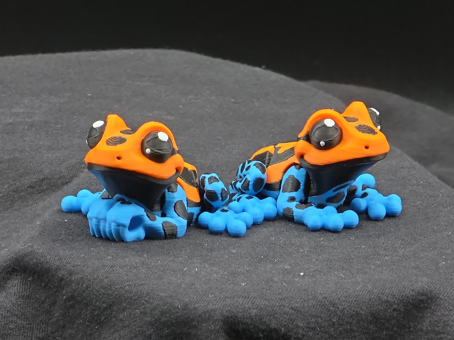 Mini Articulated Frog – 3D Printed Poseable Frog (2.5” Long)